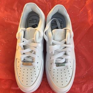 Nike Air Force 1 Sage Low Women